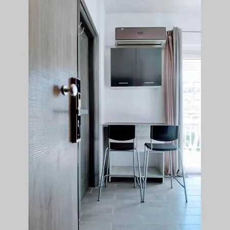 Deluxe By Prima * Thessaloniki